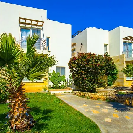Luxury Penthouse By The Sea Appartement *